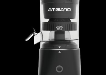 Esquece os sumos artificiais e agarra o espremedor automático do ALDI