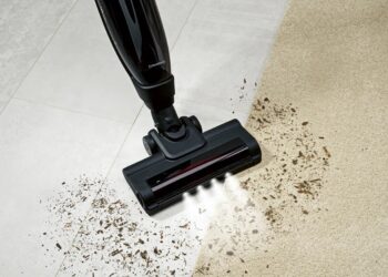 Adeus vassoura! O aspirador sem fios que todos querem a super-preço no LIDL