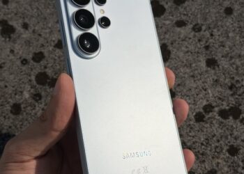 Capas de Silicone da Samsung: íman de poeira ou proteção de elite?