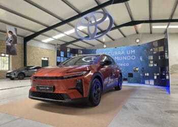 Toyota voltou a apostar nos elétricos com o C-HR+!