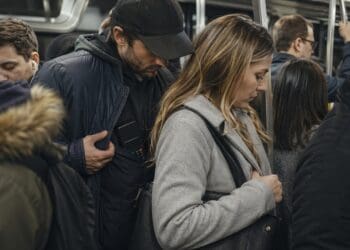 Tens o pagamento por aproximação ativo? Atenção no autocarro ou metro